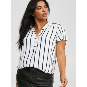 Torrid Top 3X White Black Striped Harper Georgette Pullover Flutter Blouse